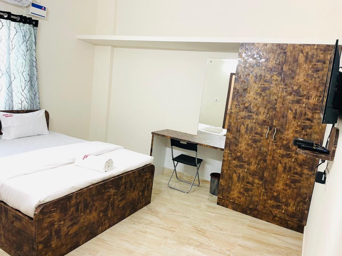 Lsr Service Apartments Tirupati Eksteriør bilde