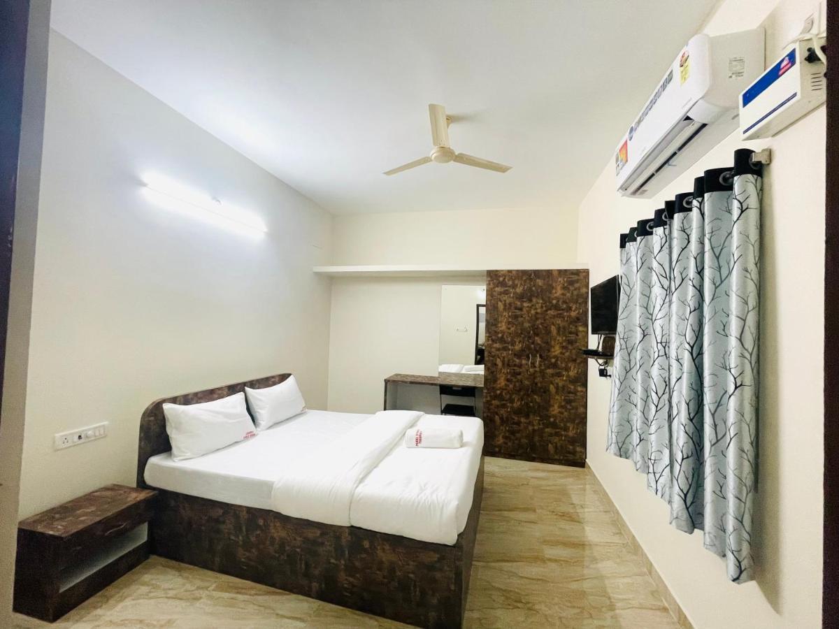 Lsr Service Apartments Tirupati Eksteriør bilde