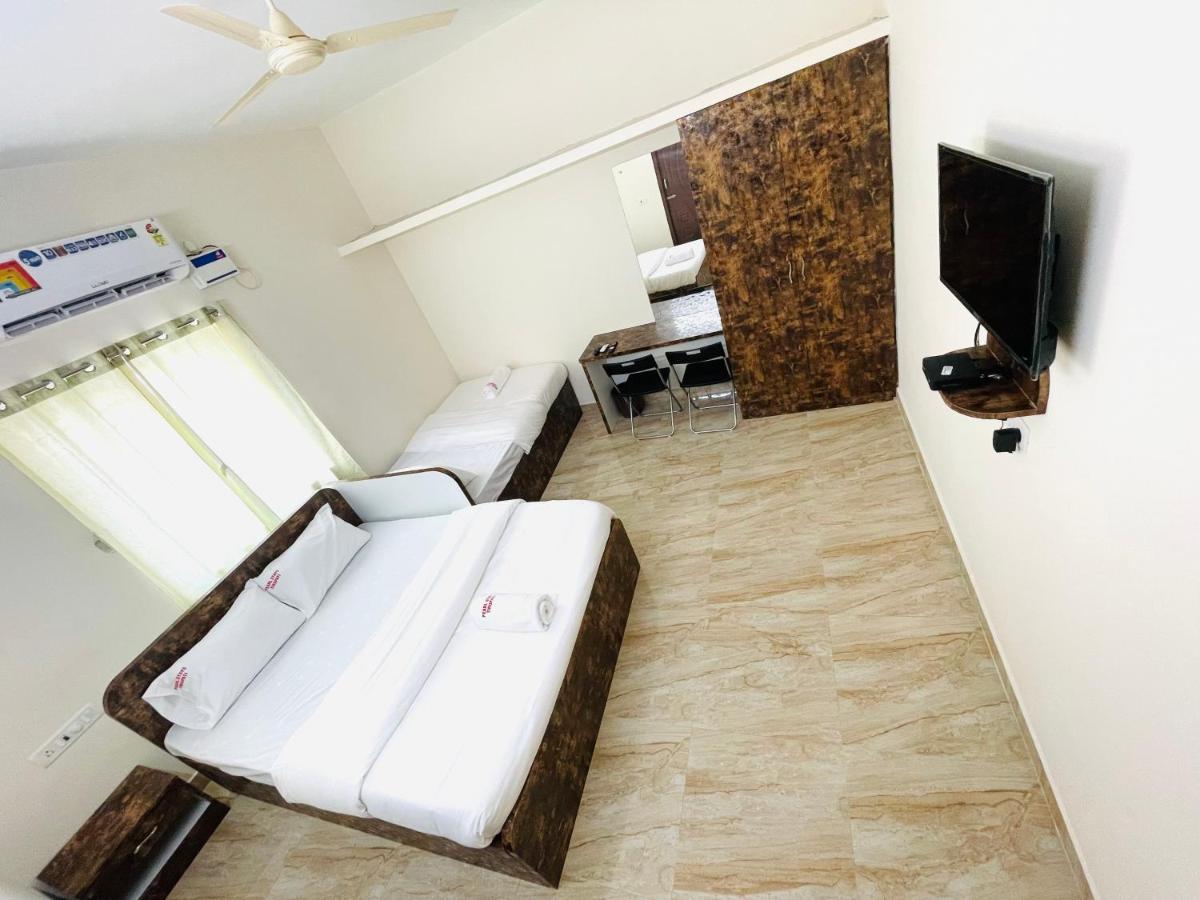 Lsr Service Apartments Tirupati Eksteriør bilde