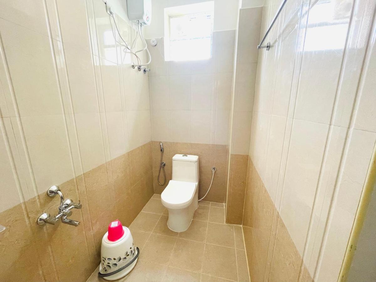Lsr Service Apartments Tirupati Eksteriør bilde